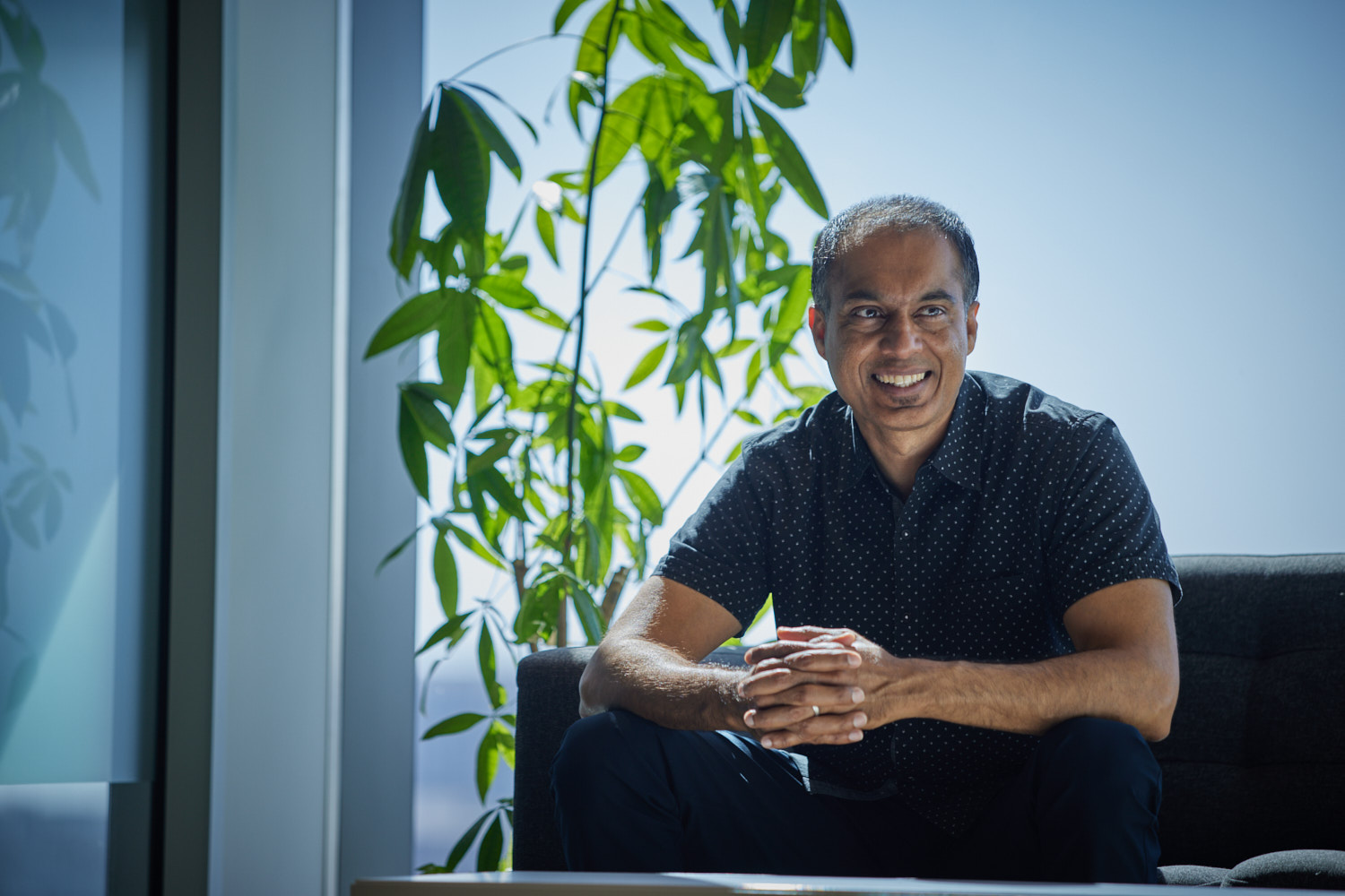 Amit Kshatriya asks questions of participants during the Artemis II Mission Integration Review, a checkpoint in the lead-up to the first crewed Artemis mission.